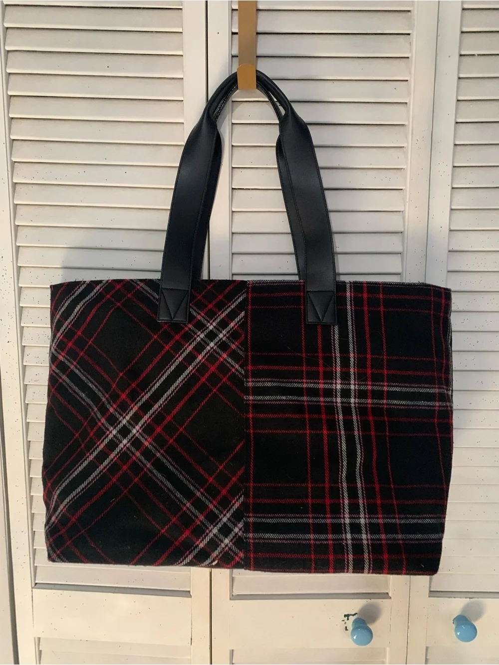 Victoria’s Secret Plaid Flannel Limited Edition 2025 Tote Travel Bag